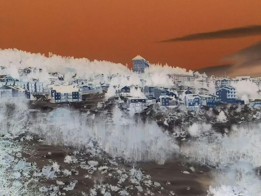 Paisible Maison Dans Les Pyrenees Fontpedrouse ภายนอก รูปภาพ